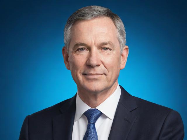 “九游app_ 传奇教练：他们的战术理念和成功秘诀”，传奇训练师下载