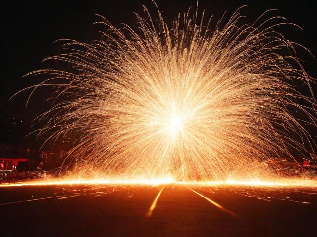 “九游app_ 总决赛第一场：火花四溅，焦点瞬间持续登顶热搜”，九游ku