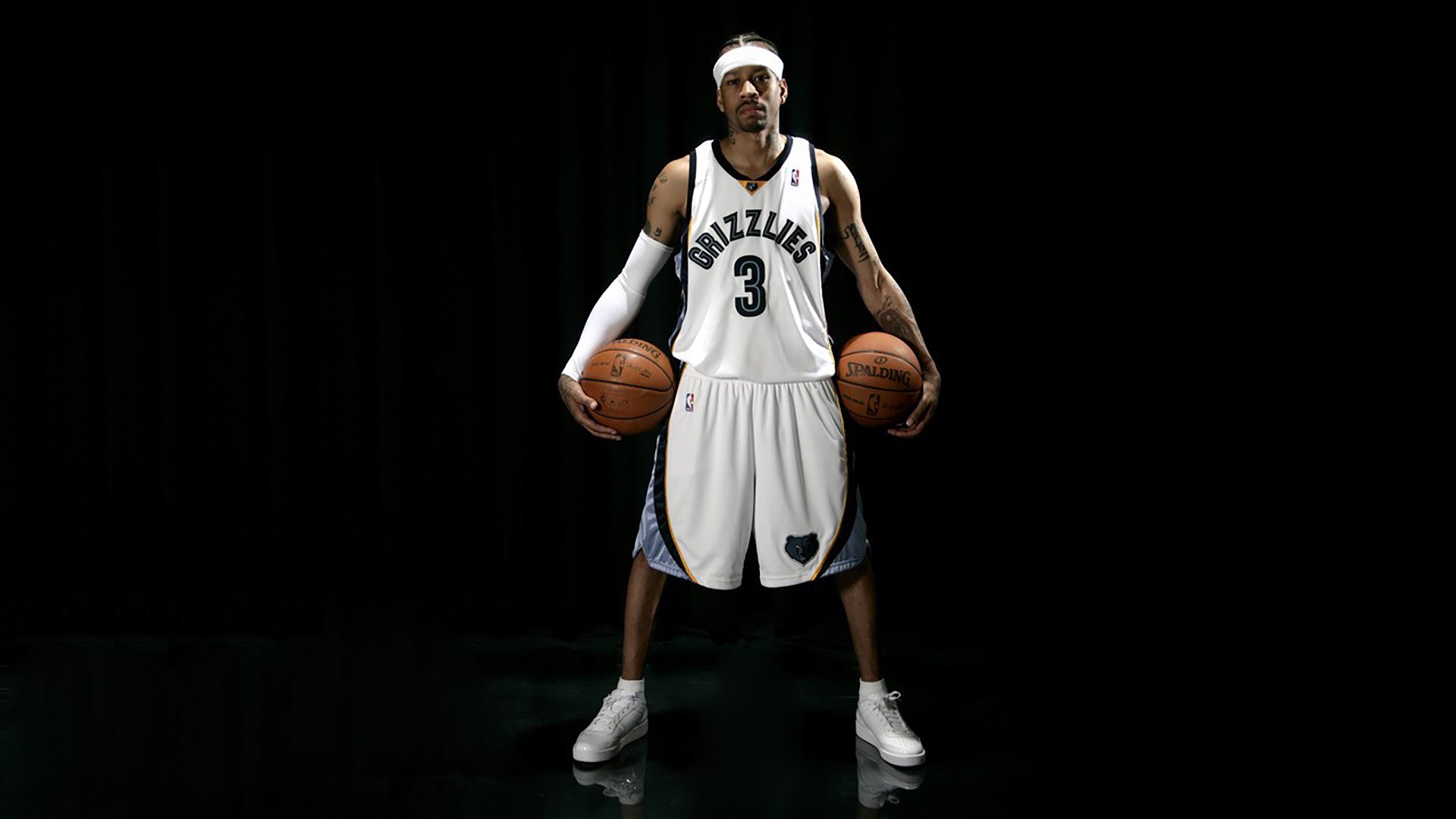 _知名运动员公益救援，展现职业风采_，运动员救人