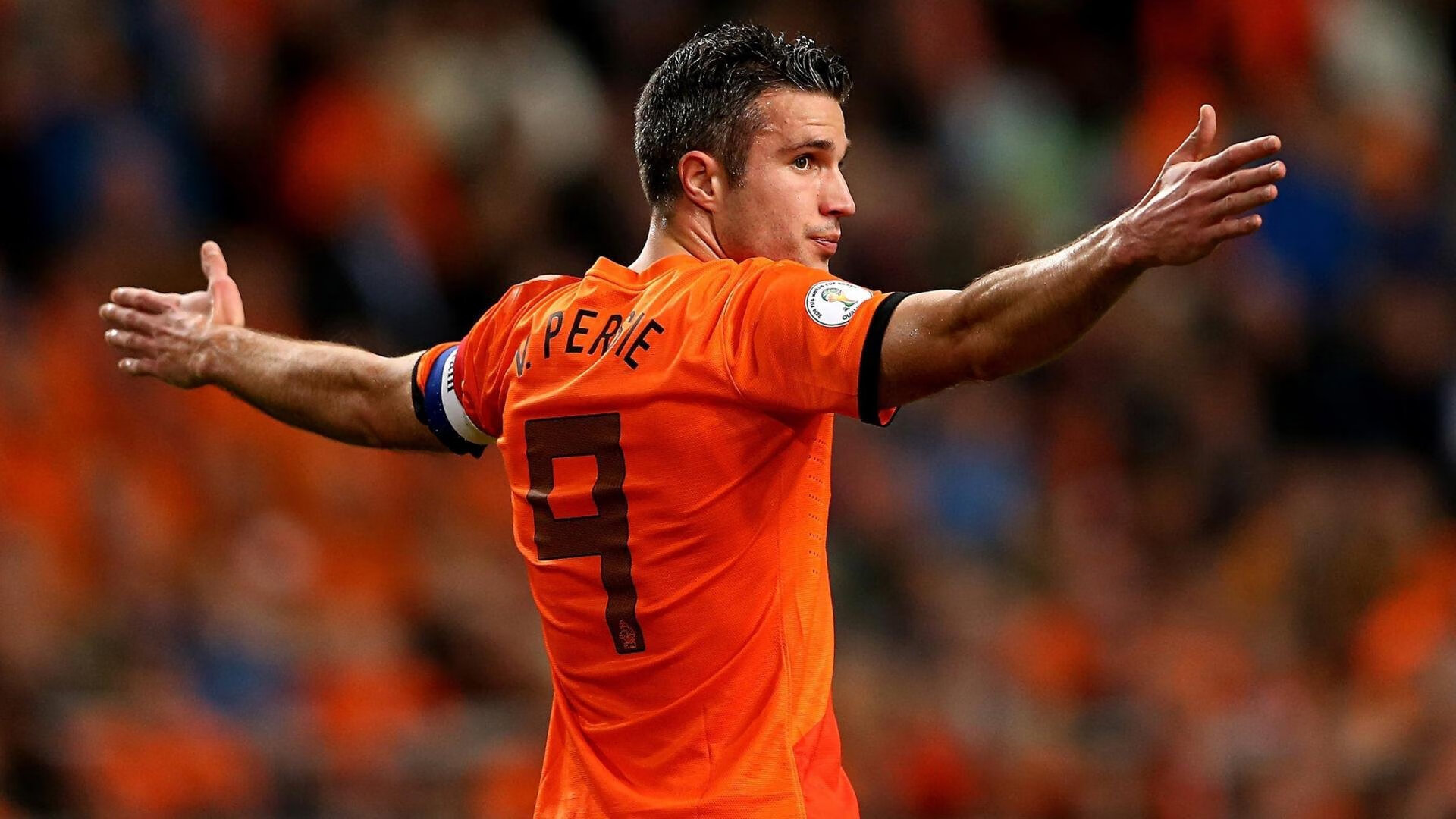 九游网页版入口-德甲签约高潮：多豪门纷纷补充中场和锋线，德甲收官